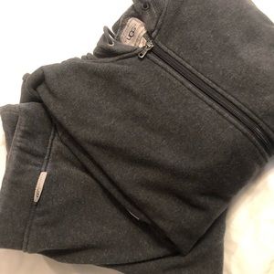 Uggs sweat shirt
